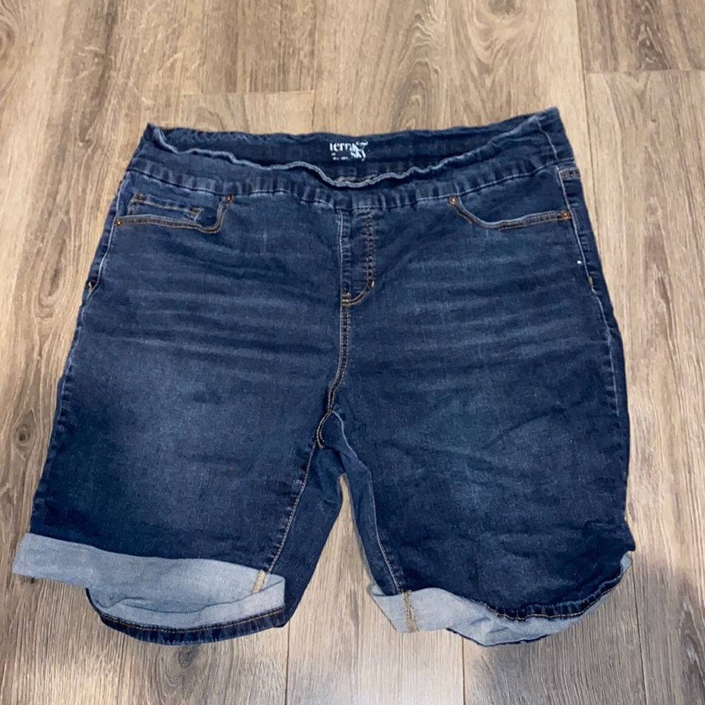 Women’s denim shorts